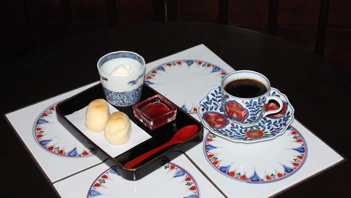 湧き水を使ったまろやかなコーヒー～非日常空間の提供とともに～