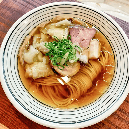 味に深みをもたせたスープが自慢です