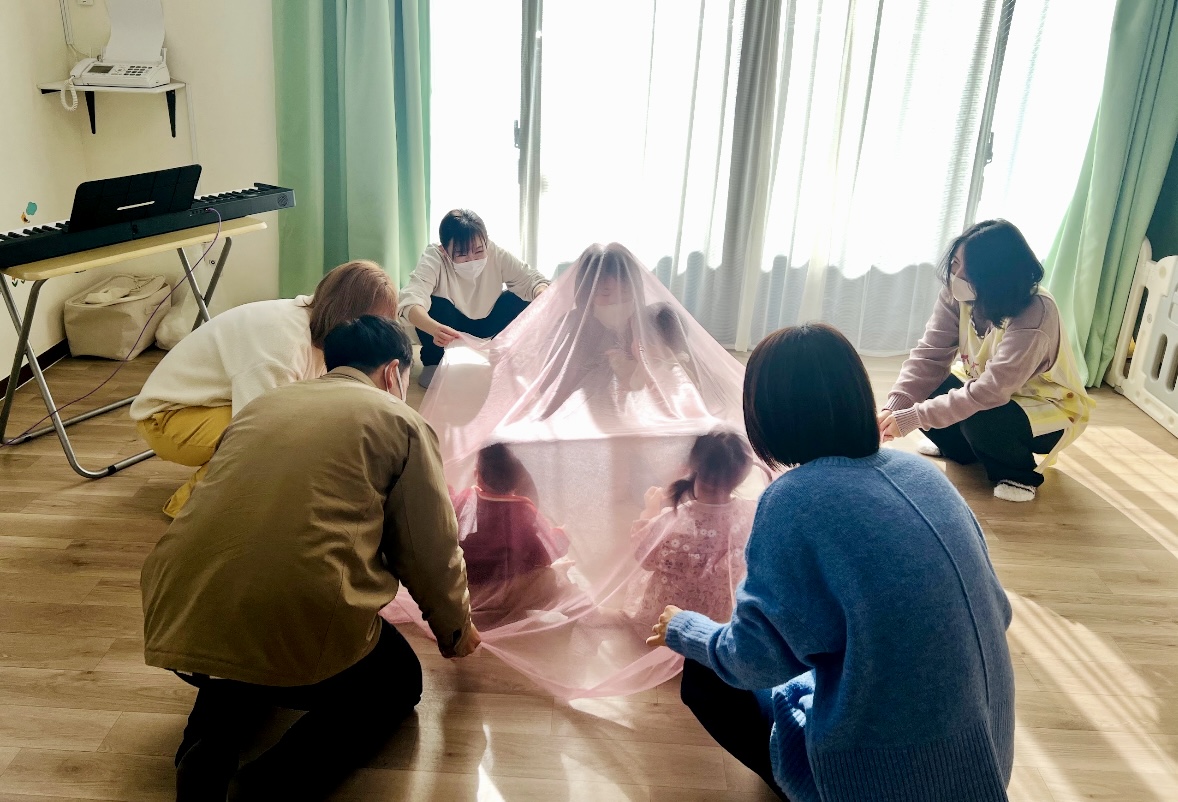 人気イベント「リトミック」の様子