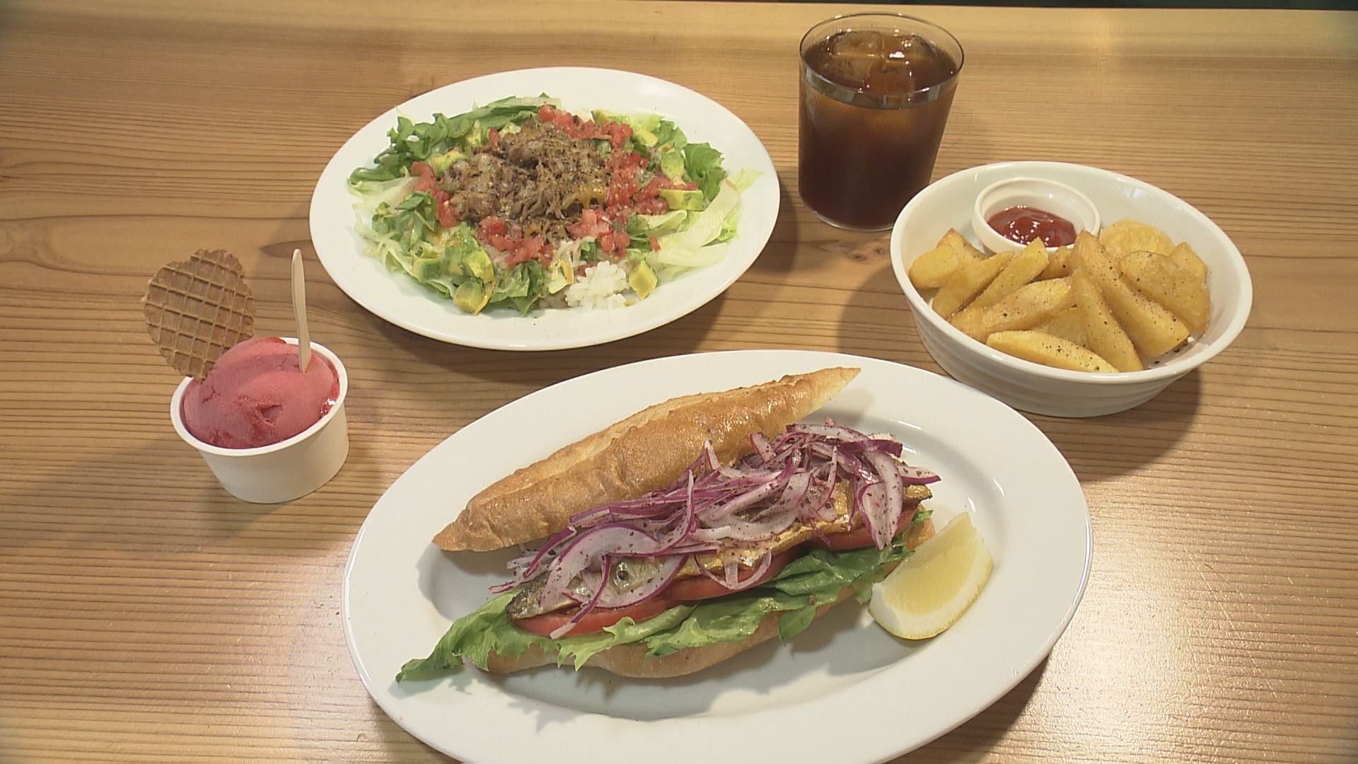 手間を惜しまない料理と酒屋としての一面